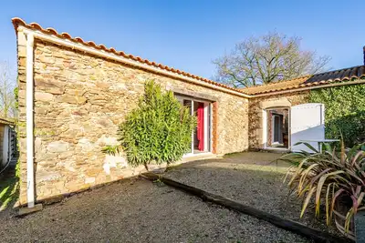 Image de Maison 'La Clé Des Champs' avec terrasse privée, jardin privé et Wi-Fi