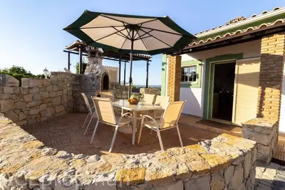 Image de Villa 'Peacehaven' avec vue sur les montagnes, Wi-Fi et climatisation