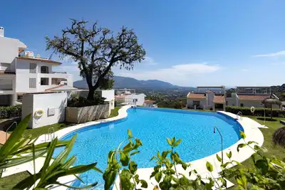 Image de Appartement \"Casa de Mairena\" avec vue mer et montagne et Wi-Fi.