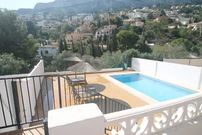 Image de Appartement 'Las Rosas' avec vue sur les montagnes, piscine privée et terrasse privée