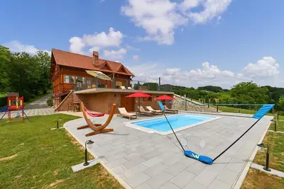 Image de Belle maison Ă Veliko Trgovisce