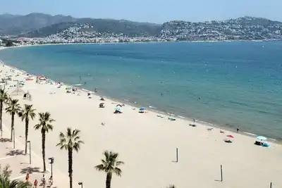 Image de 2204 - Royal Marine I Tramuntana 3-1, PRÈS D’Un Parc Naturel Pour La RANDONNÉE, Vtt Ou Windsurf. Grand Jardin Dans Un Endroit Calme.