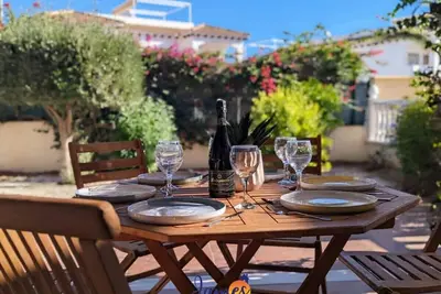 Image de Lovely Three Bed Three Bath Townhouse Pf4