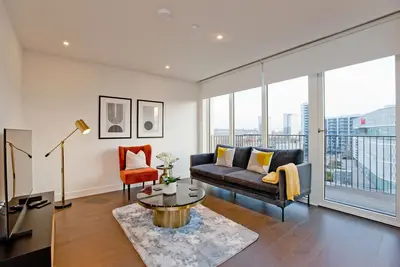 Image de Westfield Stylish Living with Pool & Gym