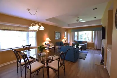 Image de 3 chambres à coucher aux quartiers Brigantine 208