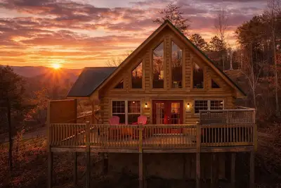 Image de Black Bears and Fireflies, Hot Tub, “Cozy Cabin Retreat in the Smokies, Wifi! ! !