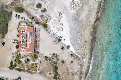 Image de King's Beach Ocean's Eleven Right by the Sea