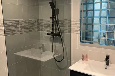 Image de Apparemment complet 2 couchage