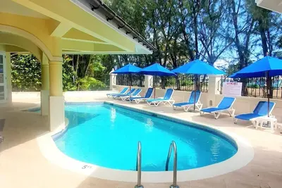 Image de Th3, New-3 Bed Townhouse near beach on West Coast