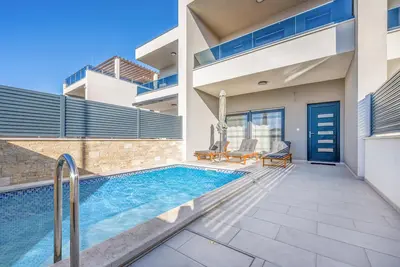 Image de Belle maison de 4 chambres à Srima