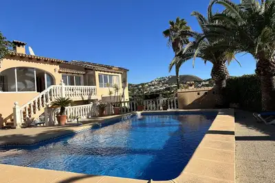 Image de Villa avec vue mer, piscine privée, jardin, près plage et centre, 12 personnes