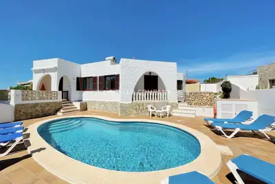 Image de Traditional Spanish Villa with Private Pool, Air-con, and Wifi