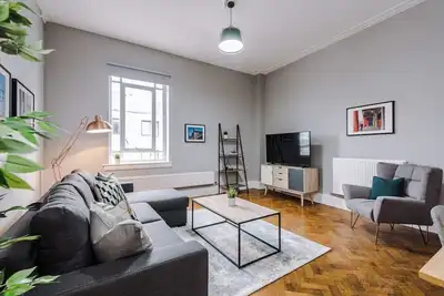 Host & Stay | The Bank Apartment