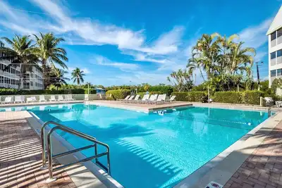 South Seas Bayside Villa 5130: Your Perfect Island Retreat
