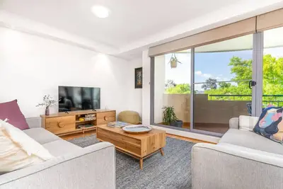 Image de New to Vrbo: 2br/2ba Apt w/ Dedicated Workspace & Free parking!