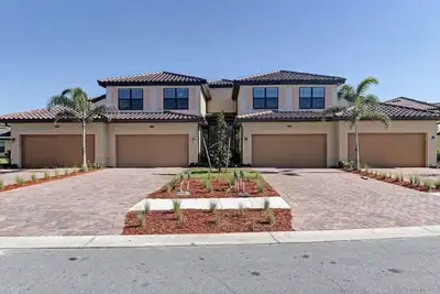 Image de Vacation Rental Minutes From the World Famous Gulf Coast