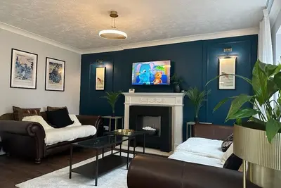 Image de Beautiful Home in the Heart of Birmingham\n