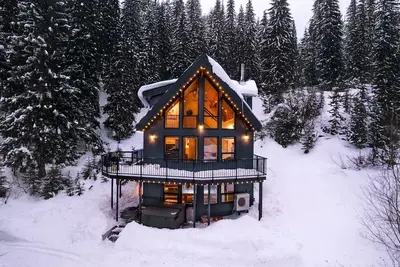 Image de Post & Beam Chalet at Apex Mountain/Hot Tub sleeps 10