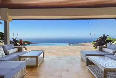 Image de Sky Villa Estate Luxury Gated Retreat with Amazing Ocean View\n