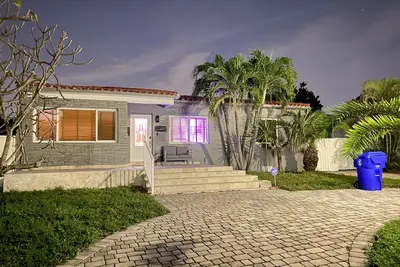 Image de Cozy miami home 3bedroom and 2 full bathrooms