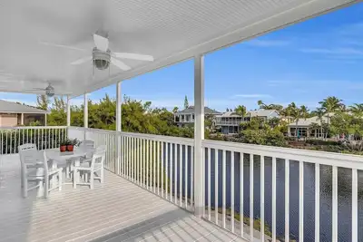 Image de House in Islamorada, in exclusive Venetian Shores.