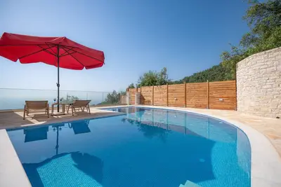 Image de Luxury Corfu Villa: TheView - 3-Bedroom, Private Pool, Stunning Views in Nissaki Village