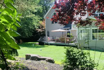 Image de Spacious Luxury home at Poconos' heart ~ 3 full baths~Games~Mountain~Lake~Yard