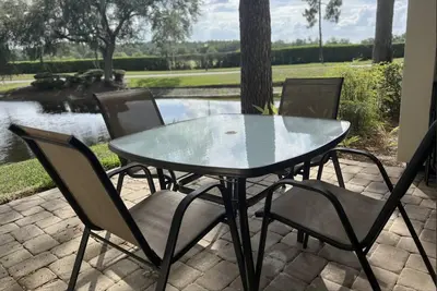 Image de Spacious Corner Unit – 3br Ground-Floor Condo w/ 2 Patios, Smart TVs & Scenic Pond Views
