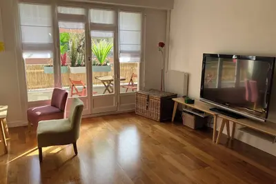 Appartement cosy au calme avec balcon et parking