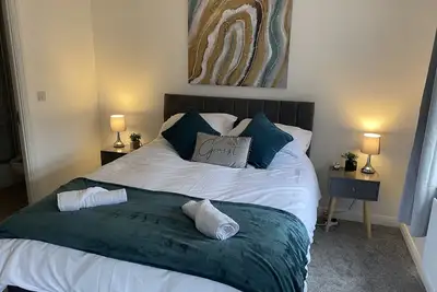 Image de Comfortable and great location. Norwich townhouse. 5 mins to the airport.