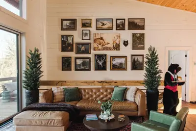 Image de Luxe Cabin • 3 Kings, Hot Tub, Views • Blue Ridge