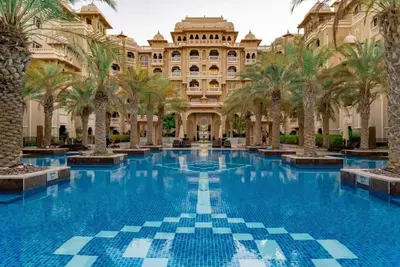 Image de Luxury beachfront 1-bedroom apartment with pool