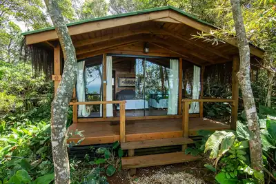 Espaço Encantador Integrado A Natureza Para Seu Evento