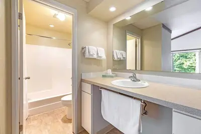 Image de Wa Waterfront Oasis!