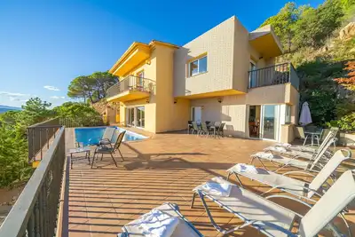 Image de Villa Mare Nostrum, Panoramisch Zeezicht