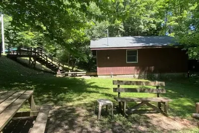 Image de Deep Woods Cabins Relaxing 2 bedroom cabin # 6