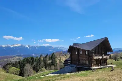 Image de Your home away from home. 3 bedroom premium villa 20min away from Dracula Castle