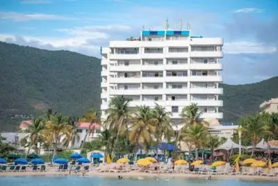 Image de Large Waterfront 1br/1Bath Apt in Beautiful St Martin in Simpson Bay