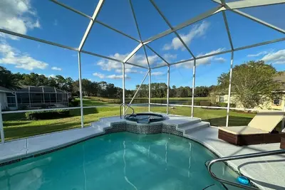 Image de Equestrian lovers Oasis w/Pool