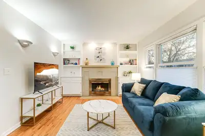 Image de Home Away From Home: Fully Equipped, Pet Friendly Haven Welcomes You