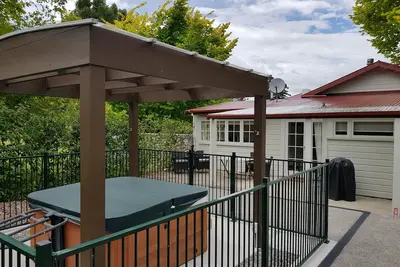 Image de Rose Cottage - Tranquil retreat \n