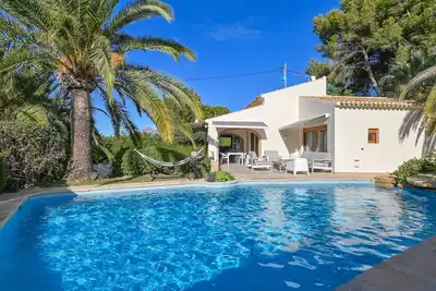 Image de Belle villa confortable avec piscine privée à Javea, Costa Blanca, Espagne pour 6 personnes
