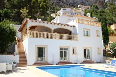Image de Luxury Villa with 2 pools and magnificent sea and mountain views, large pool area