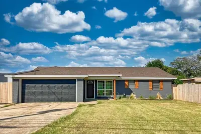 New! Cozy Home 10 Min to Magnolia and Baylor
