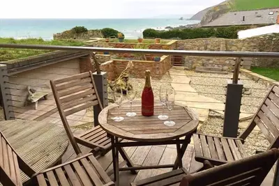 Image de The Fish Cellars - Luxury Holiday Cottage