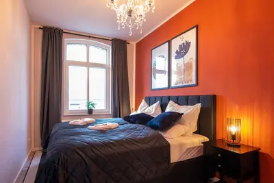 Image de Design - Boxspringbett - 63qm - Arbeitsplatz - Wlan - Parkplatz - Zentral