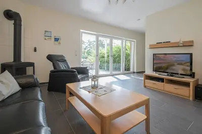 Image de Ferienoase Borkum mit Garten