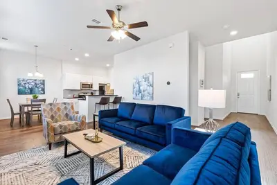 Image de Irving Townhouse- 3-Bedroom Paradise in Irving