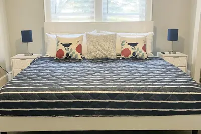 Image de Convenient 2 Bed/2Bath Home