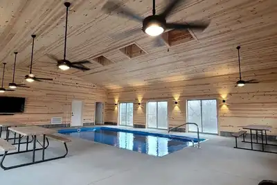 Image de Highland Lodge With Indoor Saltwater Pool